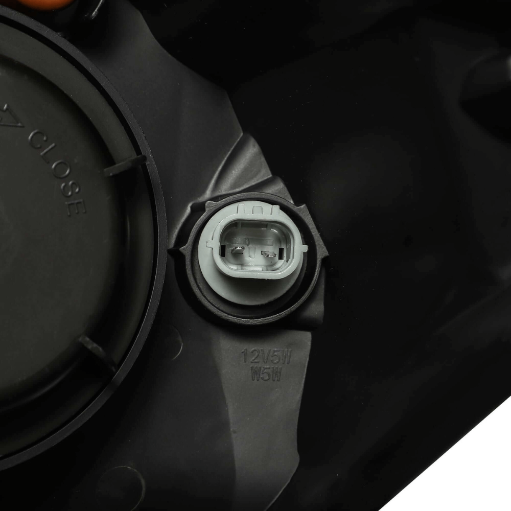 NOVA-Series LED Projector Headlights | Amber/Clear DRL Fits 2016-2023 Toyota Tacoma