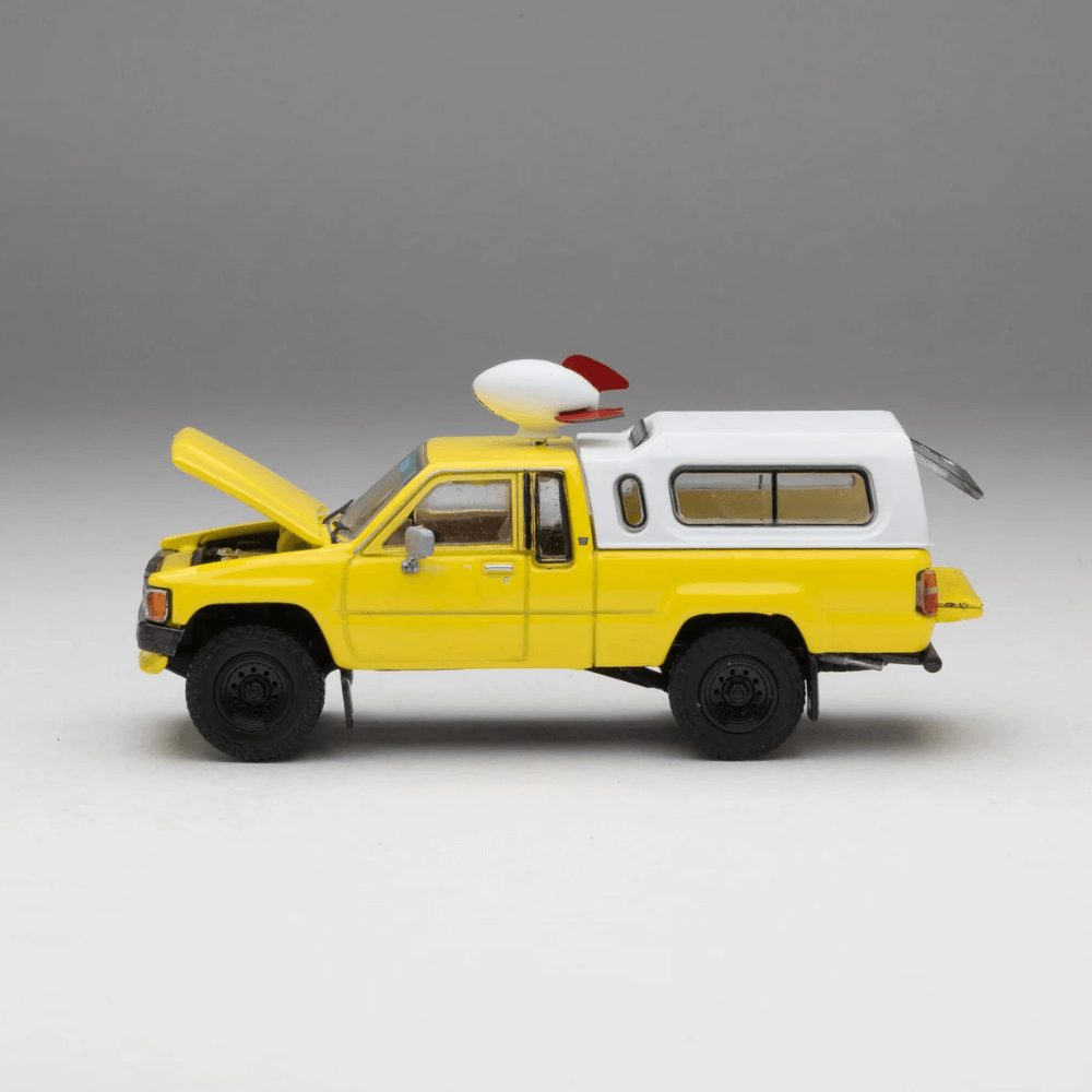 4x4 Work Truck Exclusive GCD 1/64 Fits Toyota Hilux Xtracab SR5