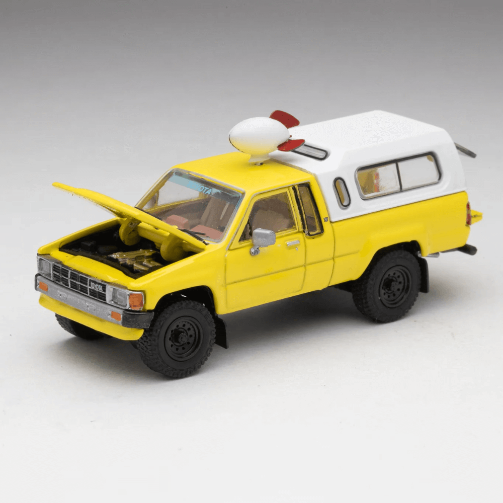 4x4 Work Truck Exclusive GCD 1/64 Fits Toyota Hilux Xtracab SR5