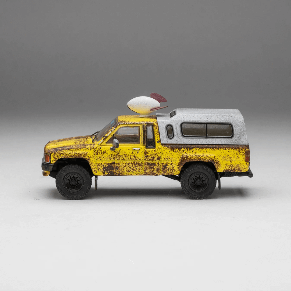 4x4 Work Truck Exclusive GCD 1/64 Fits Toyota Hilux Xtracab SR5