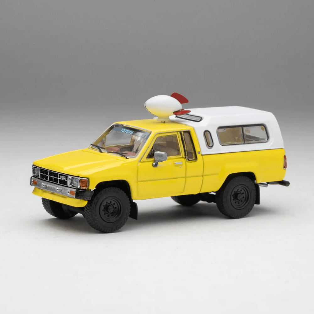 4x4 Work Truck Exclusive GCD 1/64 Fits Toyota Hilux Xtracab SR5