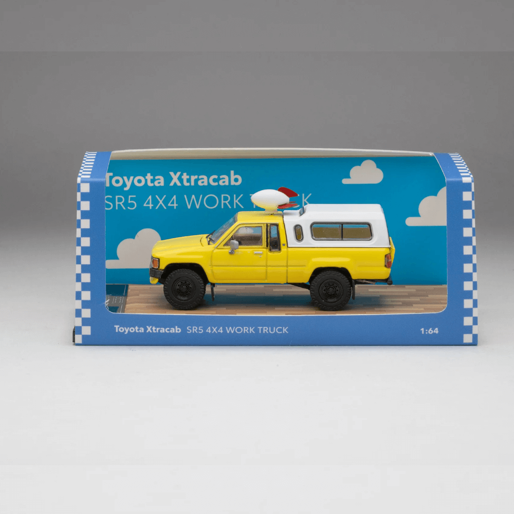 4x4 Work Truck Exclusive GCD 1/64 Fits Toyota Hilux Xtracab SR5