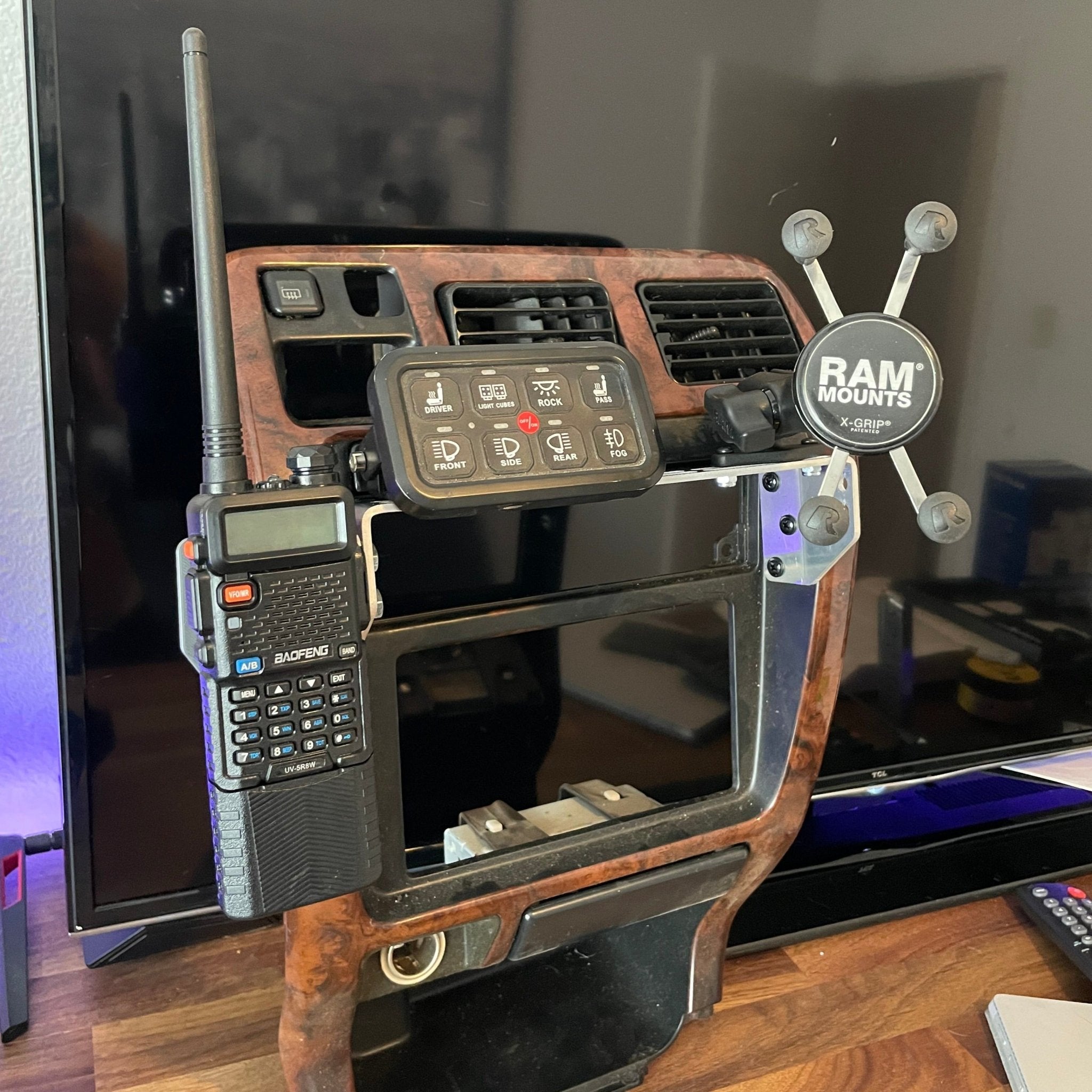 Phone Mount | Modular Accessory Mount (MAM) Fits 1998-2004 Toyota Tacoma