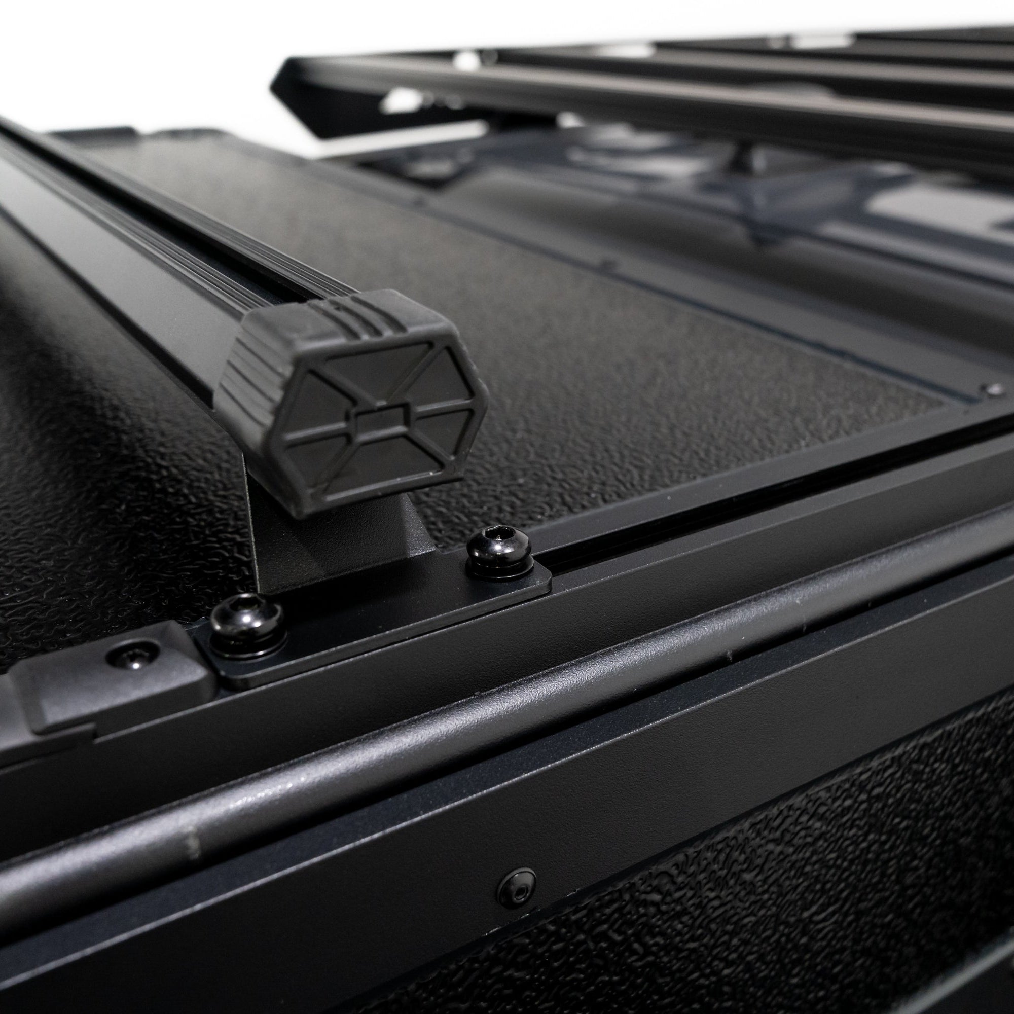 Nova - Hybrid Foldout Rooftop Tent